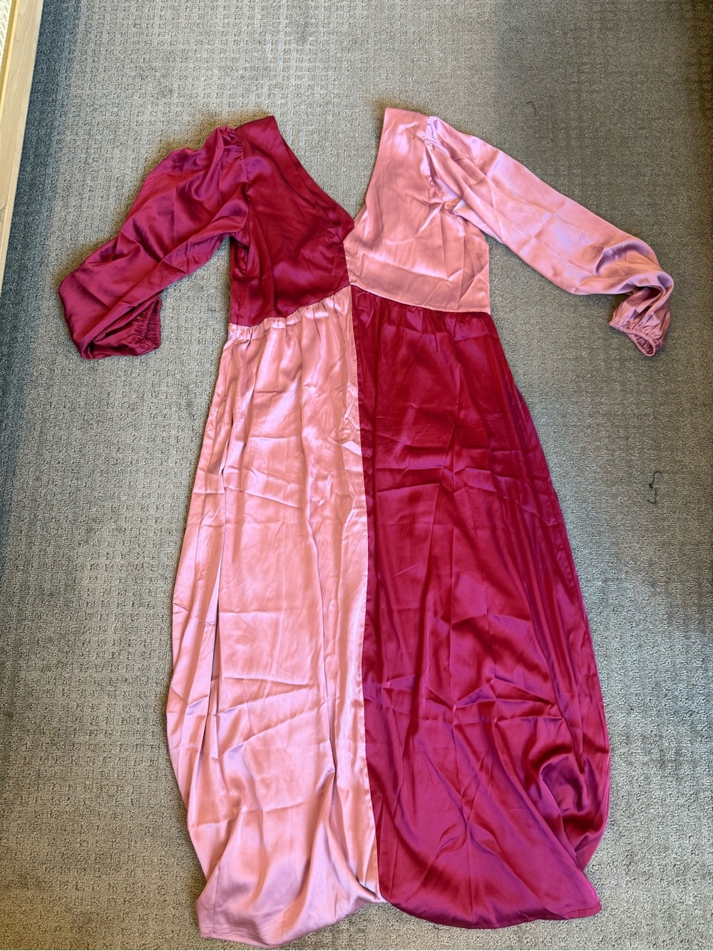 Two-Tone Pink and Burgundy Maxi Dress — Elegant Colorblock Design